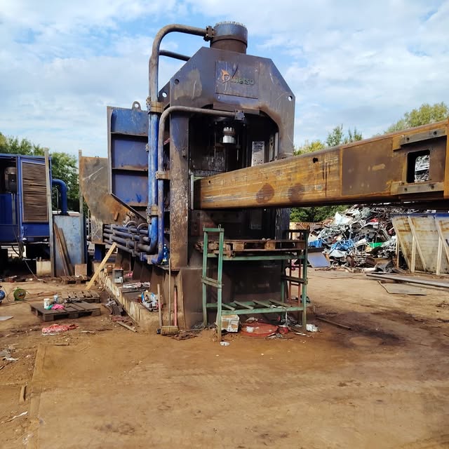 V Dolním Rychnově jsme dokončili kompletní generální opravu nůžek Metso Lindemann.